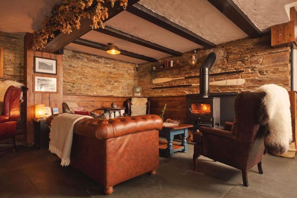 Port William Inn Тінтагель Екстер'єр фото